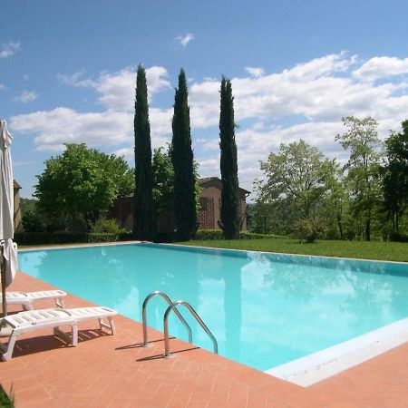 Appartamenti Avanella A 150 Mt Dalla Piscina 150 Mt From Swimming Pool Чертальдо Экстерьер фото