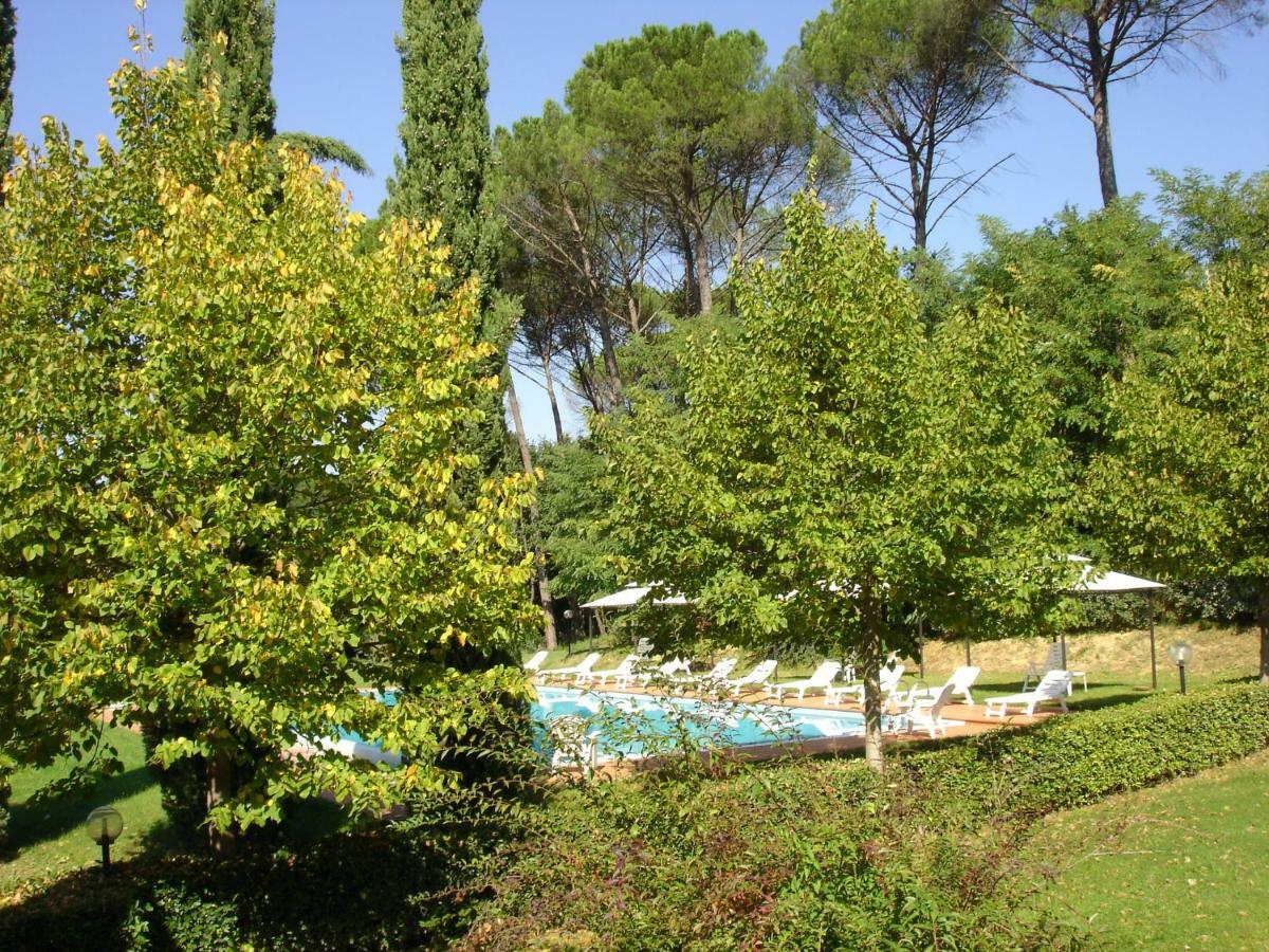 Appartamenti Avanella A 150 Mt Dalla Piscina 150 Mt From Swimming Pool Чертальдо Экстерьер фото